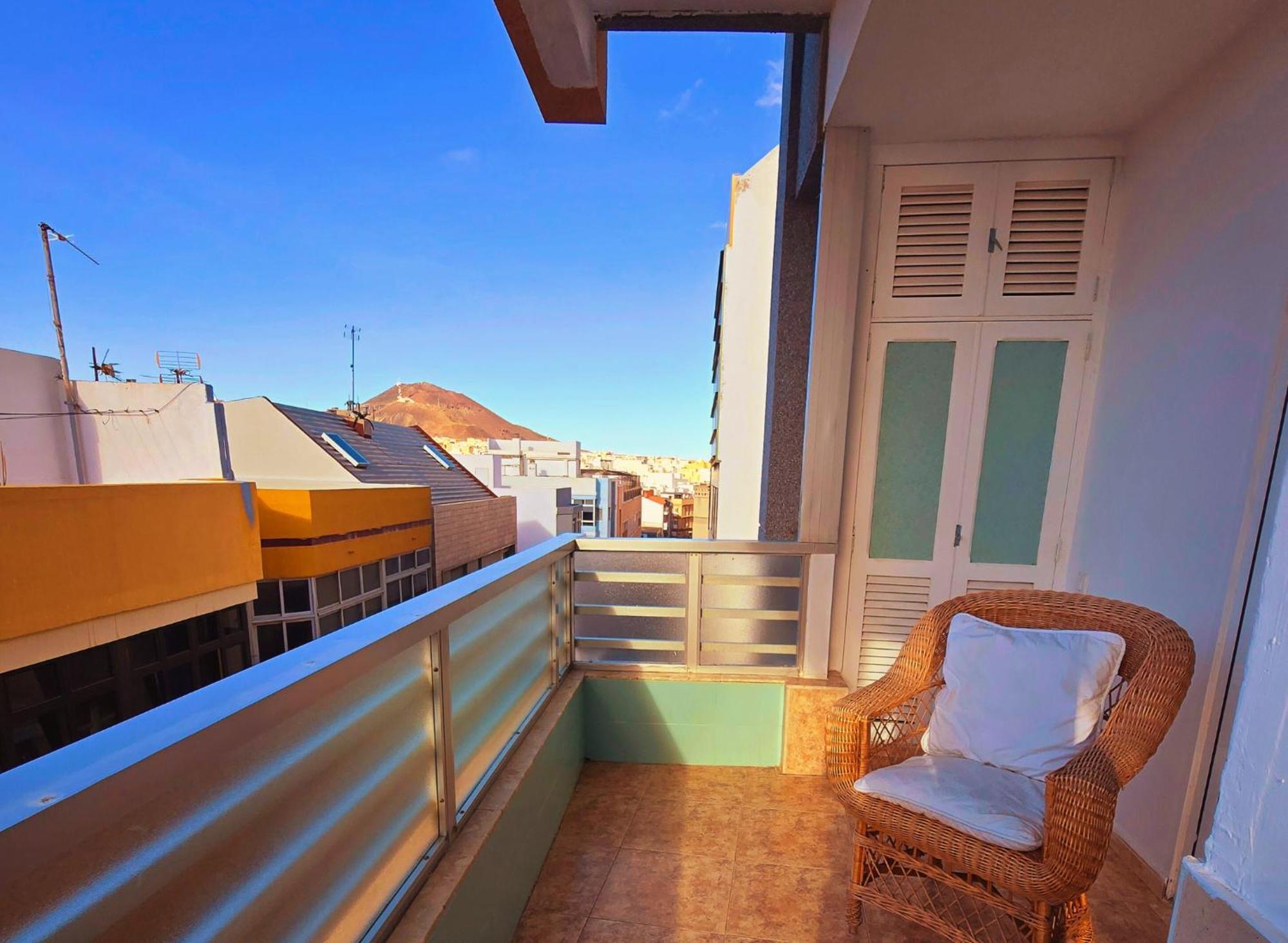 Casita Canaria Playa Beachfront Access & Lateral Ocean View With Terrace Las Palmas de Gran Canaria Exterior photo