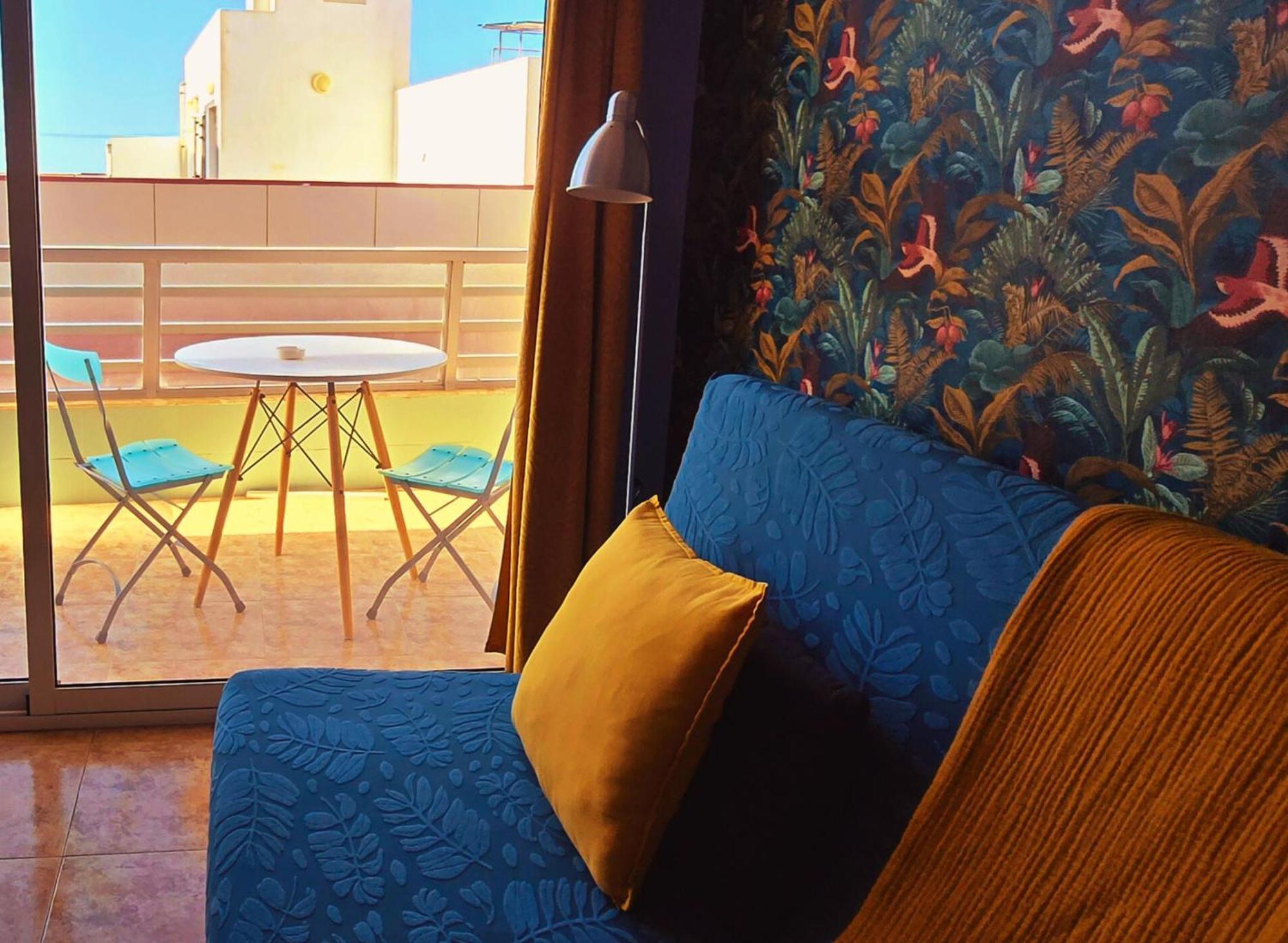 Casita Canaria Playa Beachfront Access & Lateral Ocean View With Terrace Las Palmas de Gran Canaria Exterior photo