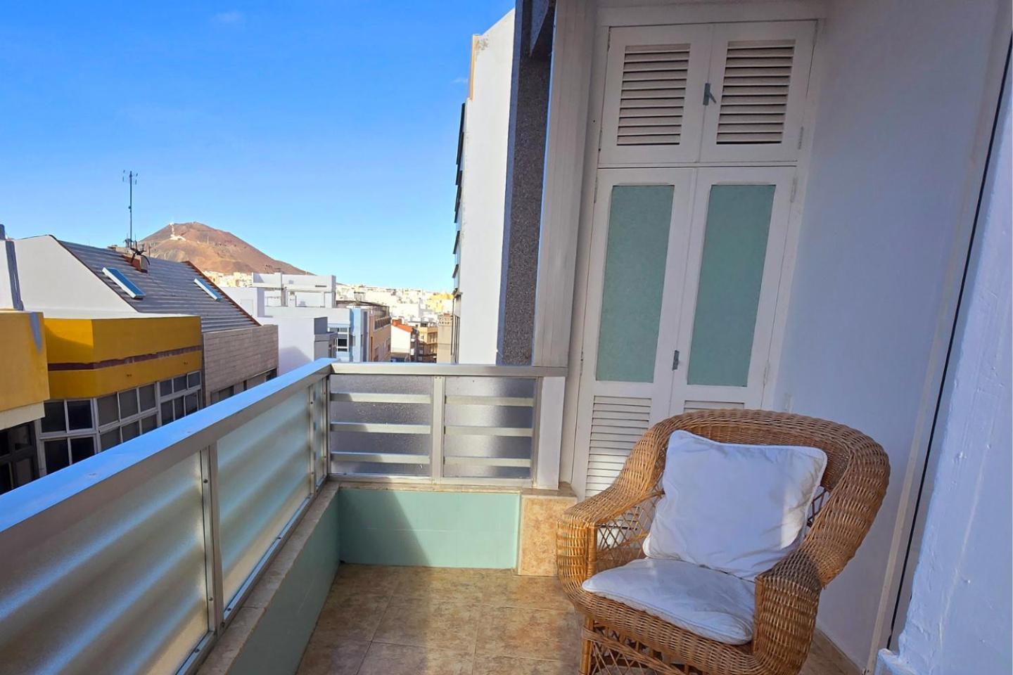 Casita Canaria Playa Beachfront Access & Lateral Ocean View With Terrace Las Palmas de Gran Canaria Exterior photo